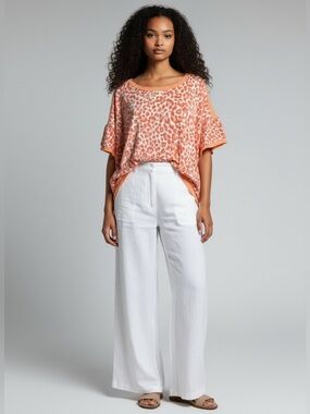 Gigio Leopard Flutter Sleeve Blouse